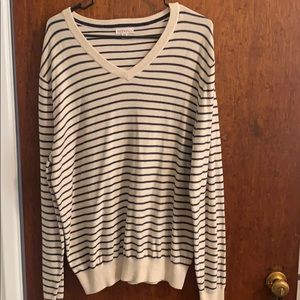 Selling a casual long sleeve